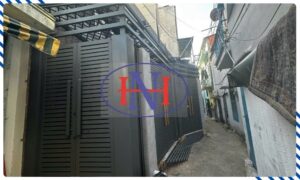 CÔNG TY TNHH CƠ KHÍ XÂY DỰNG HOÀNG NGHĨA cam kết mang đến sản phẩm cửa cổng sắt chất lượng, bền đẹp, đáp ứng mọi yêu cầu kỹ thuật và thẩm mỹ của khách hàng
