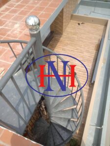 CÔNG TY TNHH CƠ KHÍ XÂY DỰNG HOÀNG NGHĨA là một trong những địa chỉ hàng đầu chuyên thiết kế, gia công và lắp đặt cầu thang xoắn với chất lượng vượt trội.