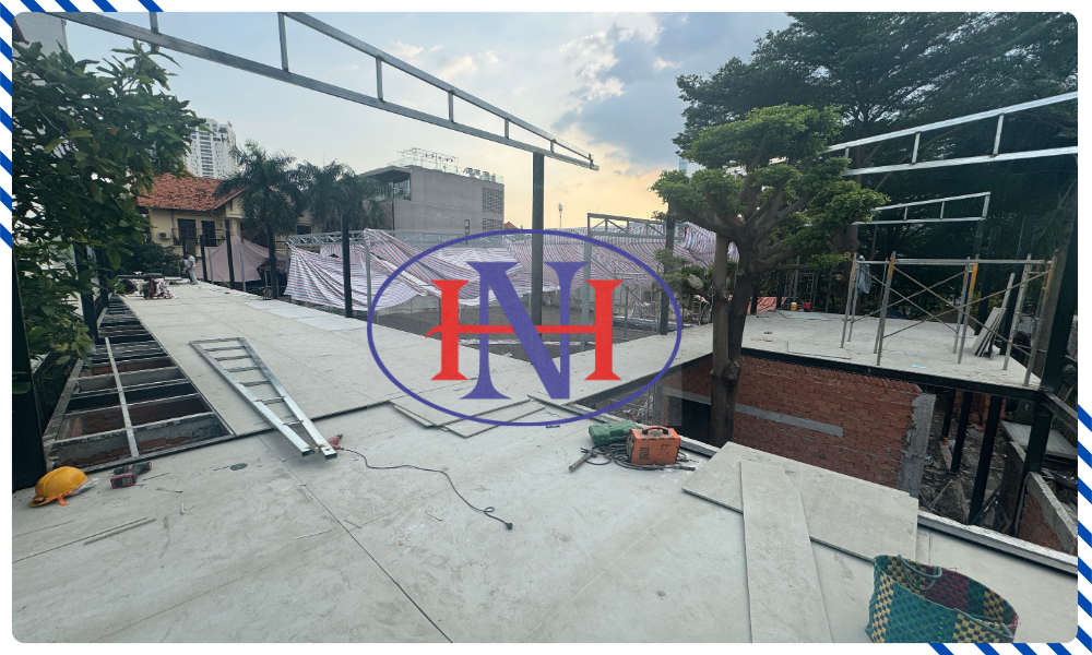 Để nhận báo giá chi tiết, vui lòng liên hệ với CÔNG TY TNHH CƠ KHÍ XÂY DỰNG HOÀNG NGHĨA qua Hotline: 090.442.9925.